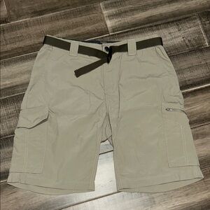 EUC Columbia Cargo 30